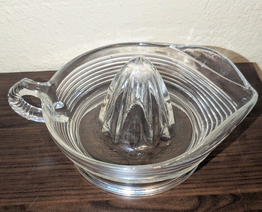 Vintage Anchor Hocking Glass Clear Ribbed Citrus Reamer Juicer 8x6”  1960’s