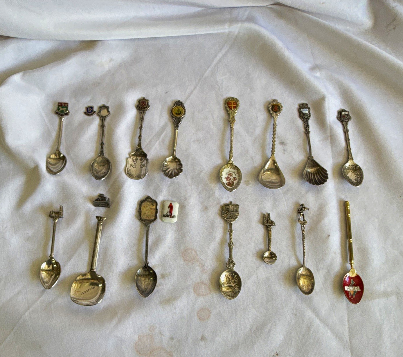 Vintage Souvenir Spoon Lot 15 Silverplate Enamel Collector Spoons