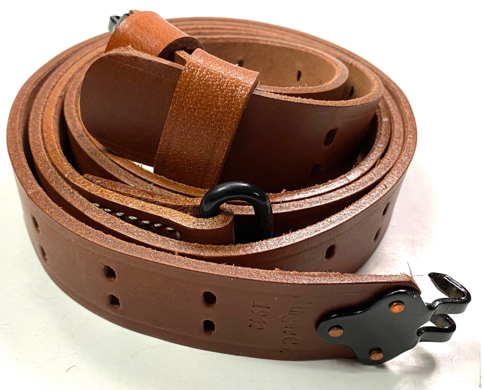 WWII US M1903A3 SPRINGFIELD RIFLE M1907 LEATHER CARRY SLING-MAKER MARKED