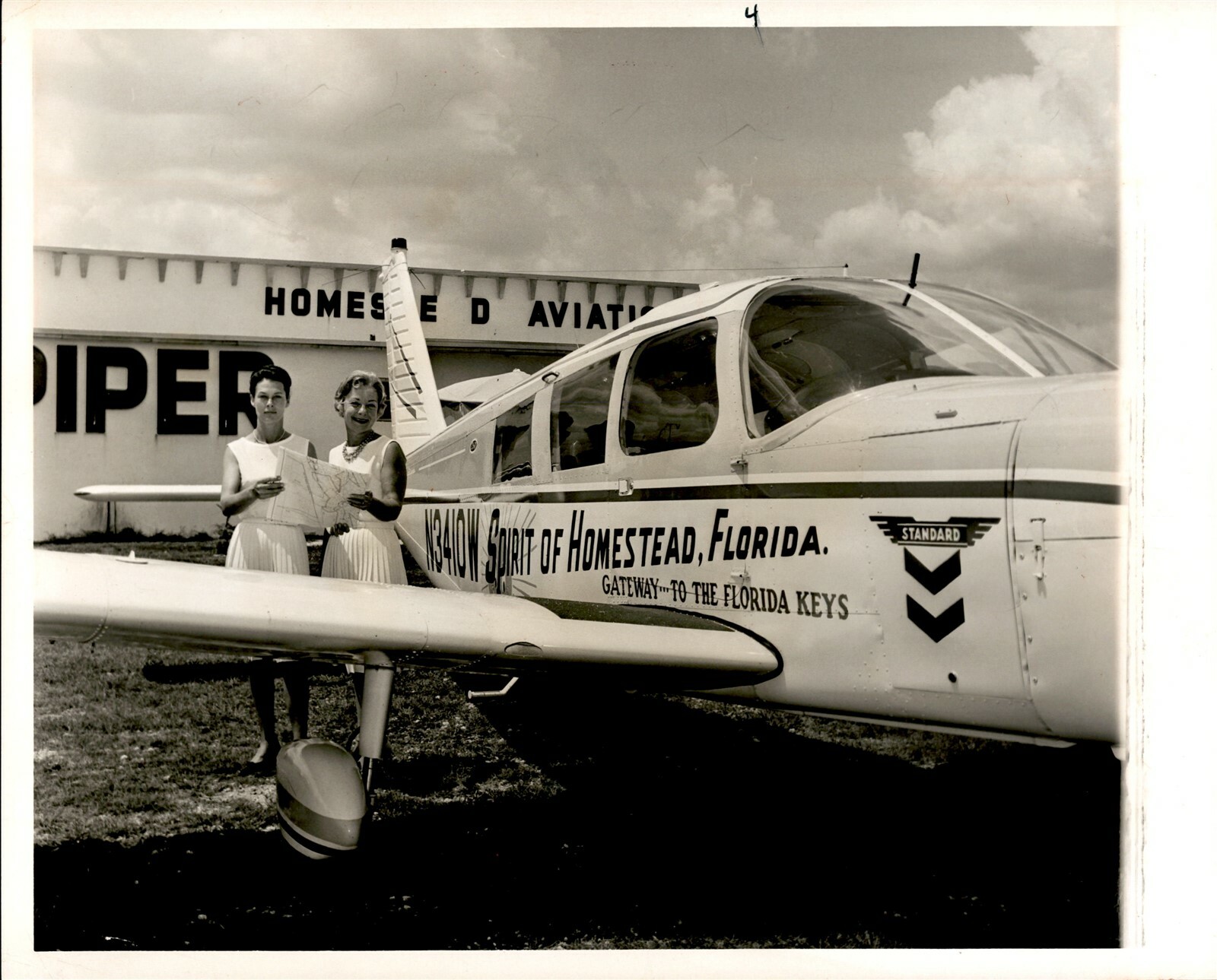 LG932 1966 Original CA Mitchell Photo SPIRIT OF HOMESTEAD INT'L WOMEN'S AIR RACE