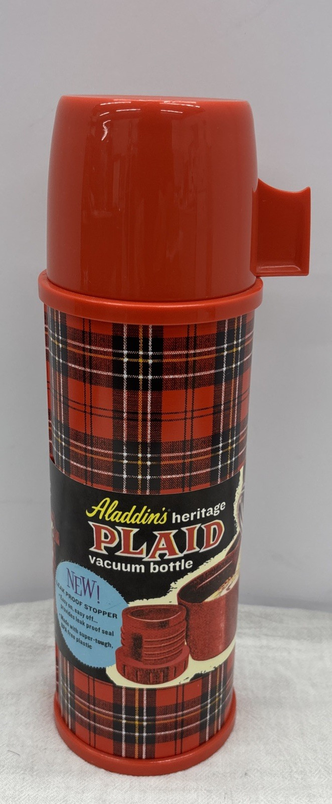 Vintage Aladdin Heritage 24 Oz Thermos Red Plaid With Stopper & 2 Cups 10.5\