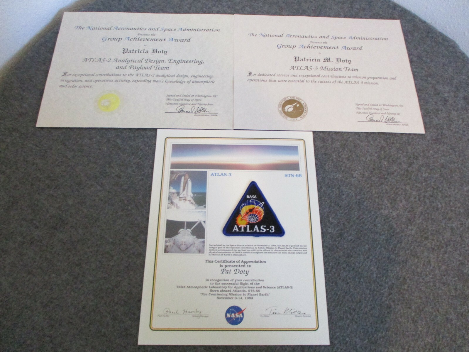 1994-96 NASA MSFC ATLAS-3 STS-66 FLOWN PATCH ATLANTIS CERTIFICATE +ATLAS-2 AWARD