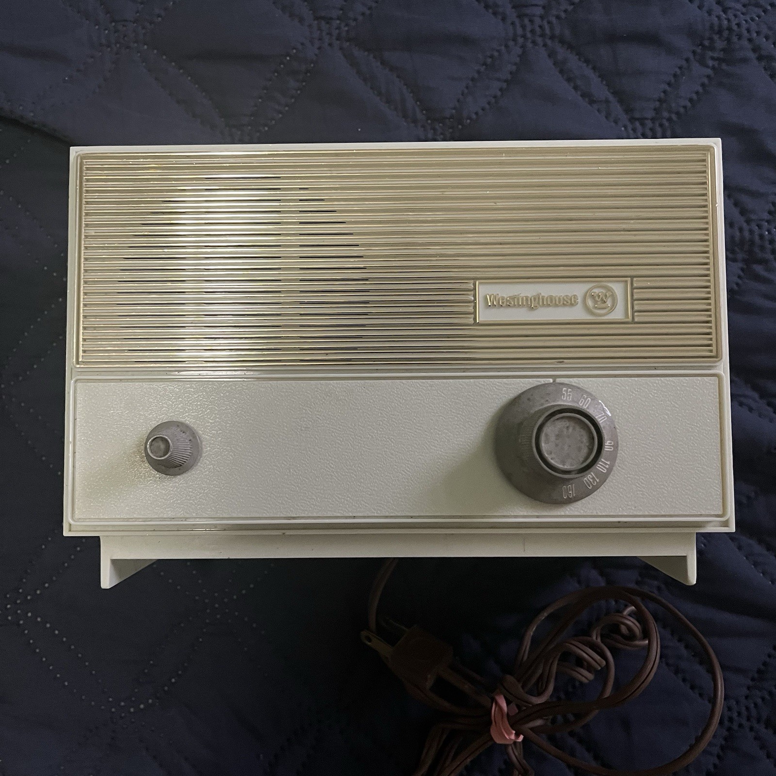 Vintage WESTINGHOUSE USA Desktop AM Five Tube Radio Model H807T5 - NICE & WORKS