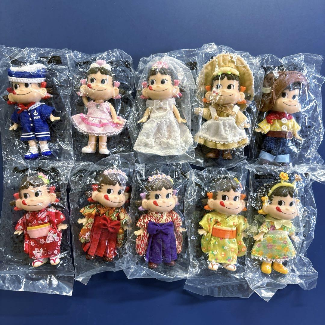 Fujiya Peko-chan Pretty Idol Mascot Keychain Set 10pcs