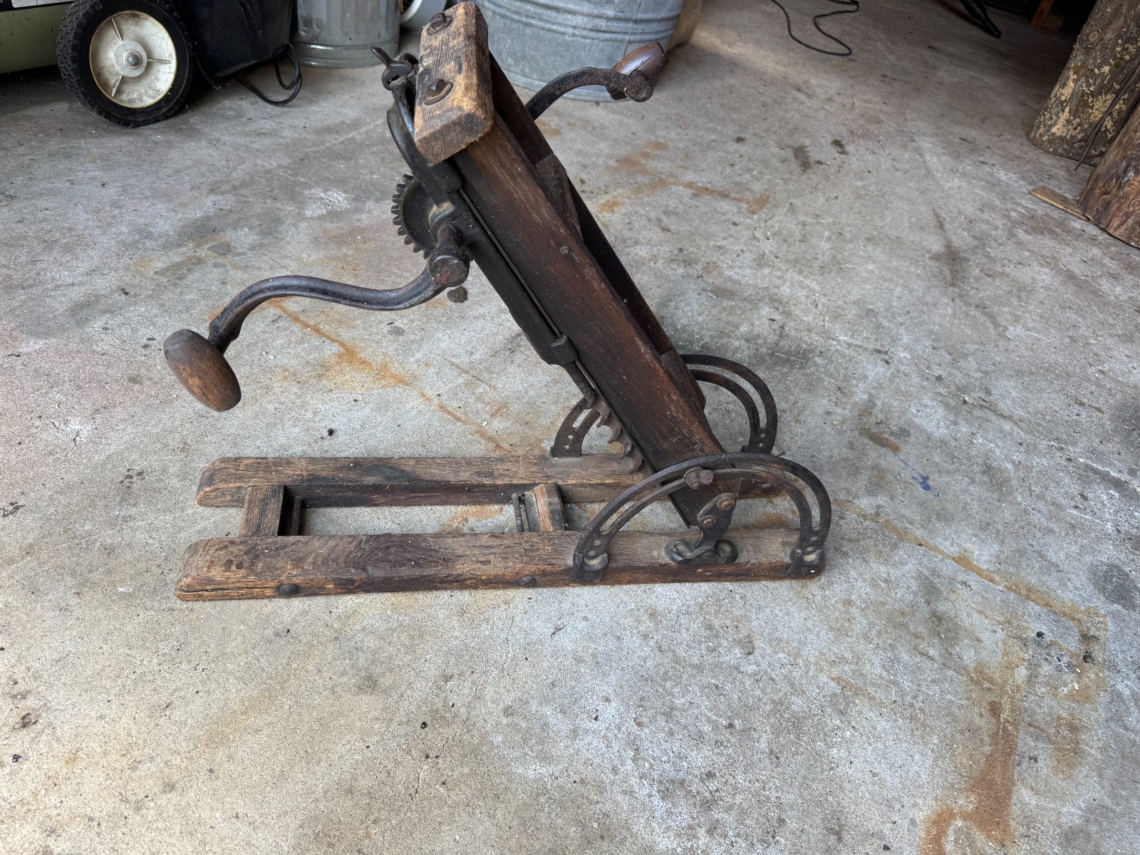 Antique Barn Beam Timber Frame Auger Drill Hand Crank Wood Cast Iron Press Tool