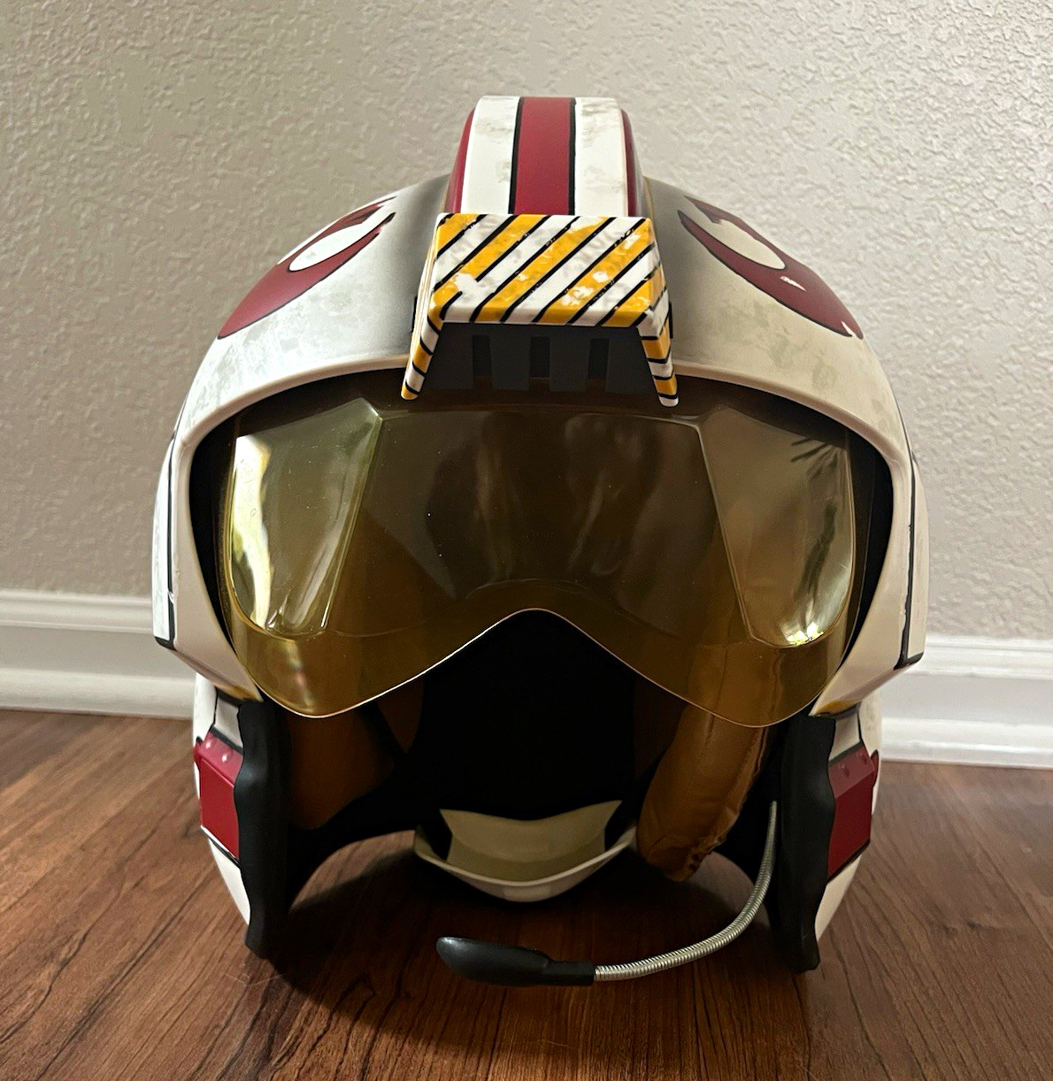 š„Hasbro Black Series Luke Skywalker X-Wing Helmet E5805 Modelš„ š„Hasbro Black Series Luke Skywalker X-Wing Helmet E5805 Modelš„