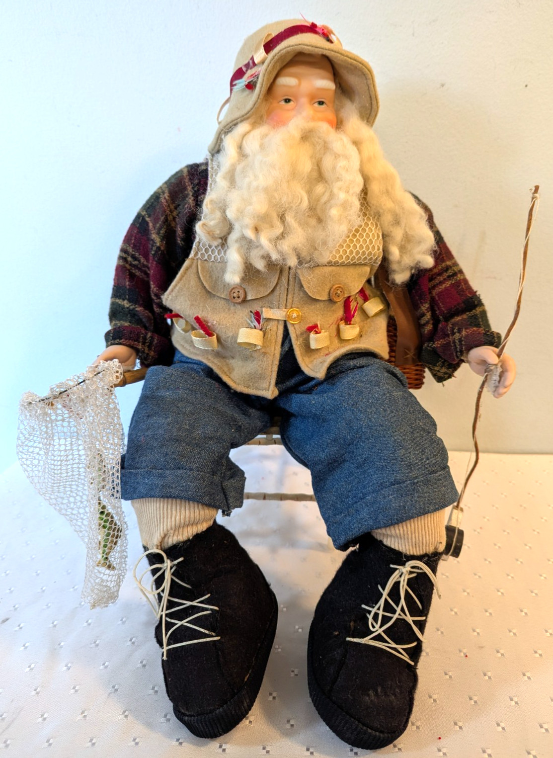 Vtg - Fisherman Santa Claus on a Chair With Pole & Reel/Fishing Net/Basket -17\