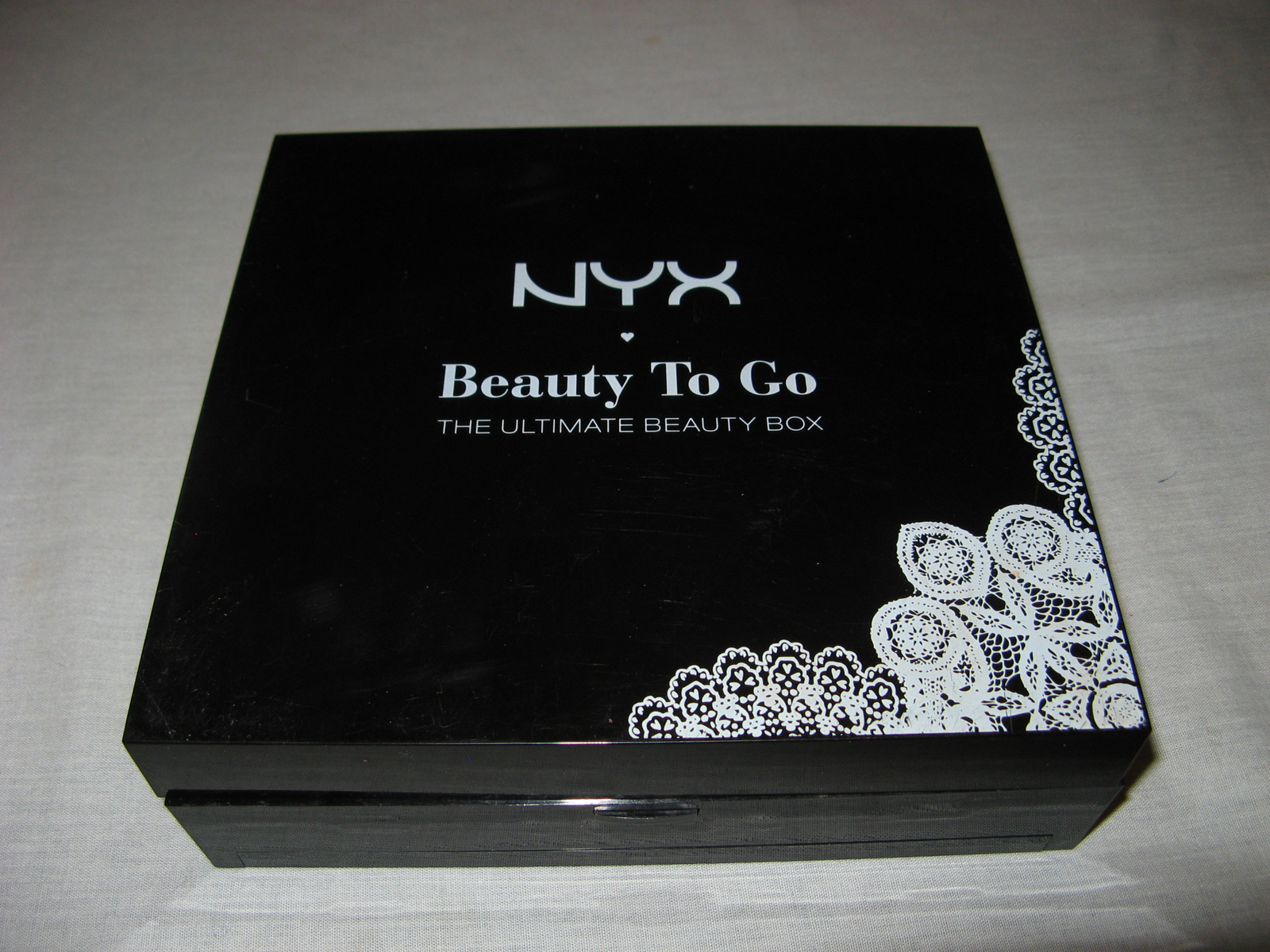 NYX Beauty To Go The Ultimate Beauty Box S117 SEE DESCRIPTION