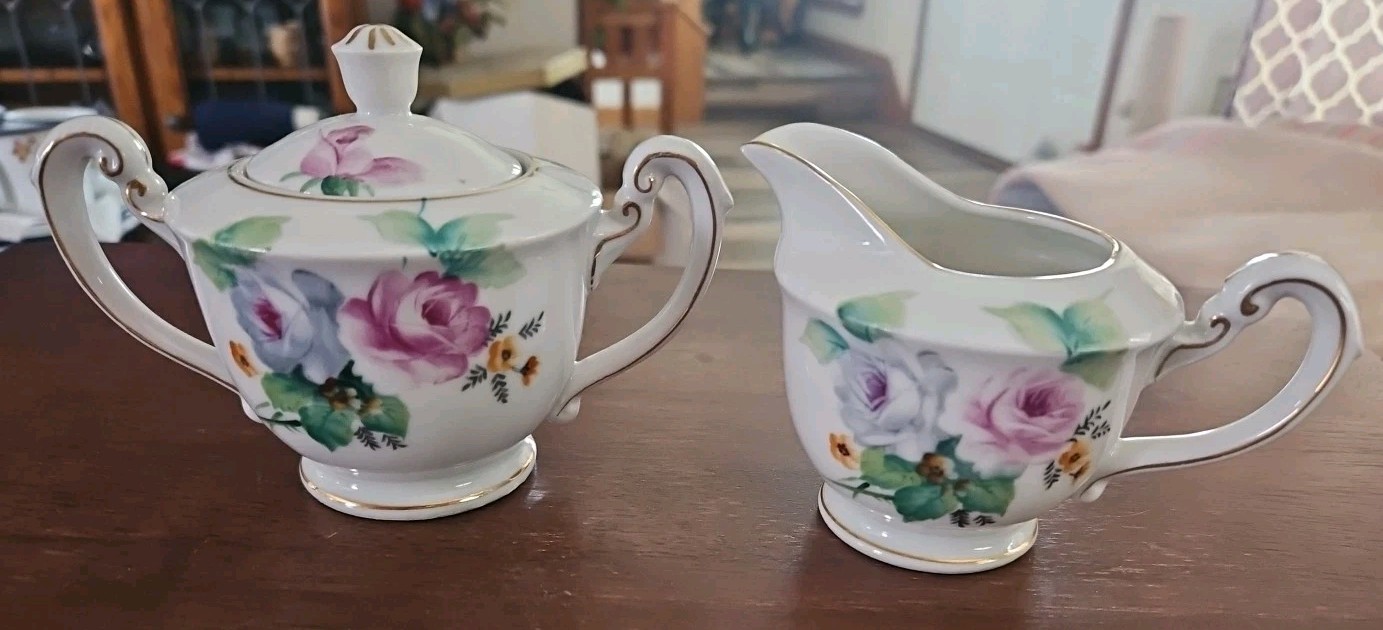 Rosetti Chicago USA Cream Creamer & Sugar Bowl Japan Roses Gold Trim Vintage 