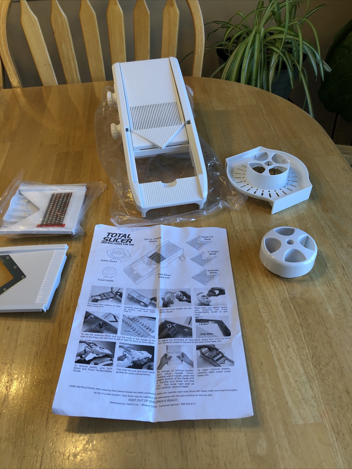 New Professional Total Slicer FULL SIZED MANDOLINE Veggie Dicer Cutter, Complete