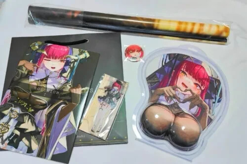 C 104 Comiket 104 Limited Hololive Houshou Marin New Book Set Japan Import New