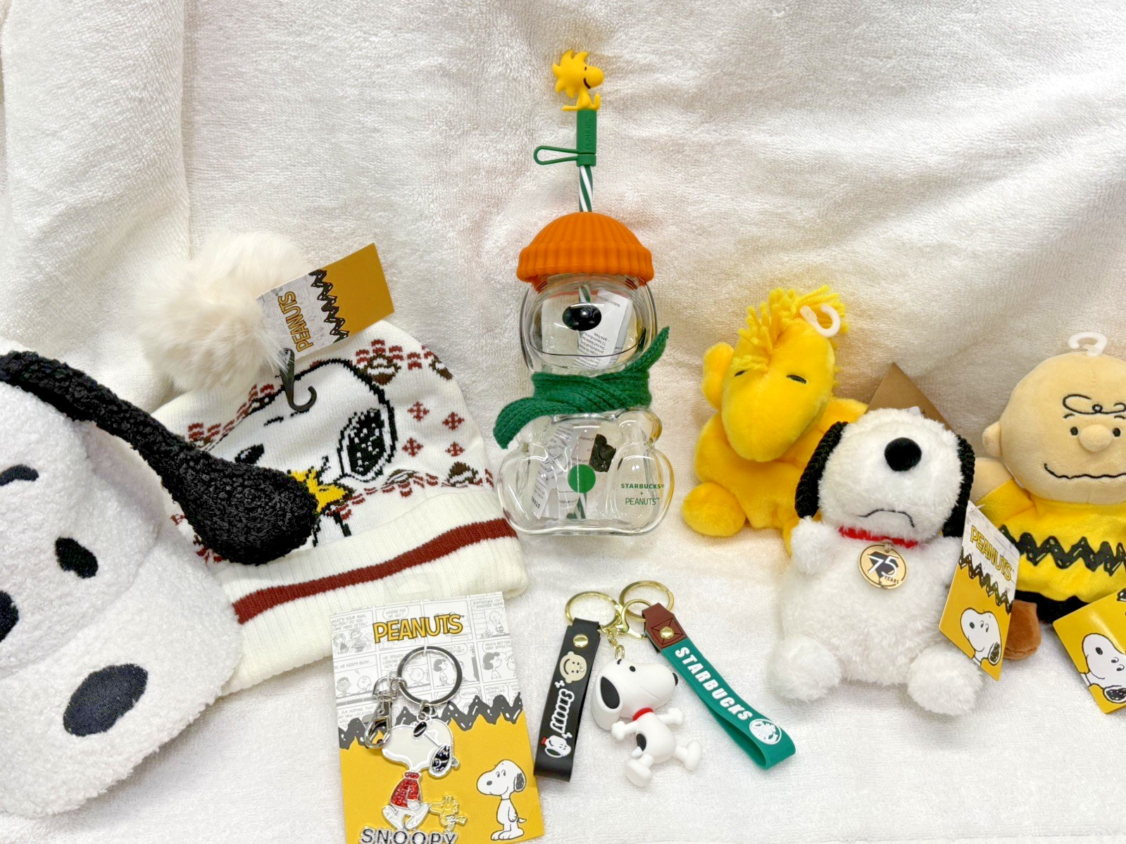 Starbucks x Peanuts Snoopy Glass Cup 8 piece peanuts bundle Starbucks x Peanuts Snoopy Glass Cup 8 piece peanuts bundle
