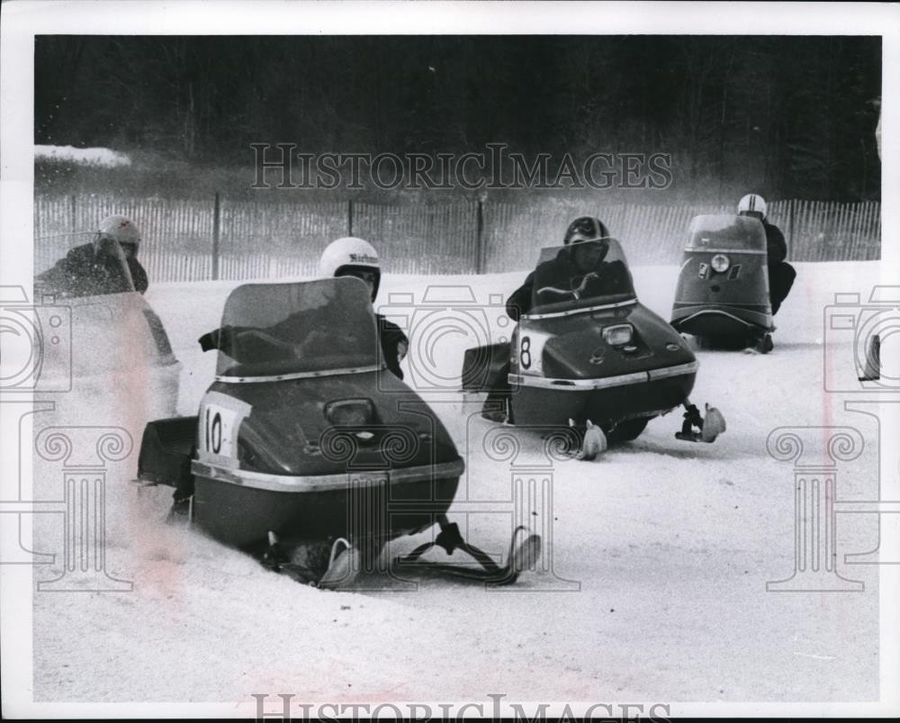 1970 Press Photo Motor Ski Race 1970 Press Photo Motor Ski Race