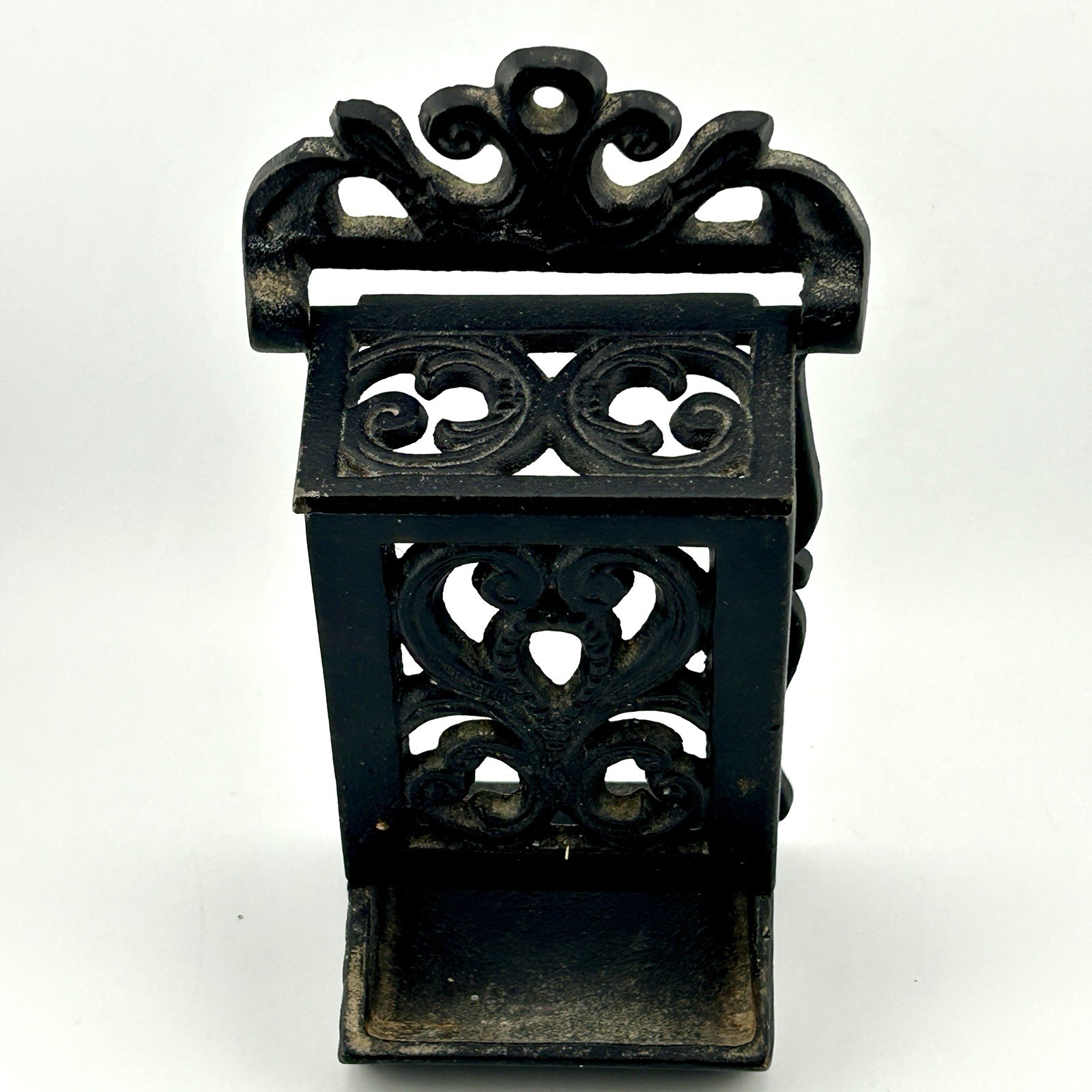 Robert Emig DMH-2 Cast Metal Wall Matchbox Holder Black PA Dutch Scroll 60s VTG