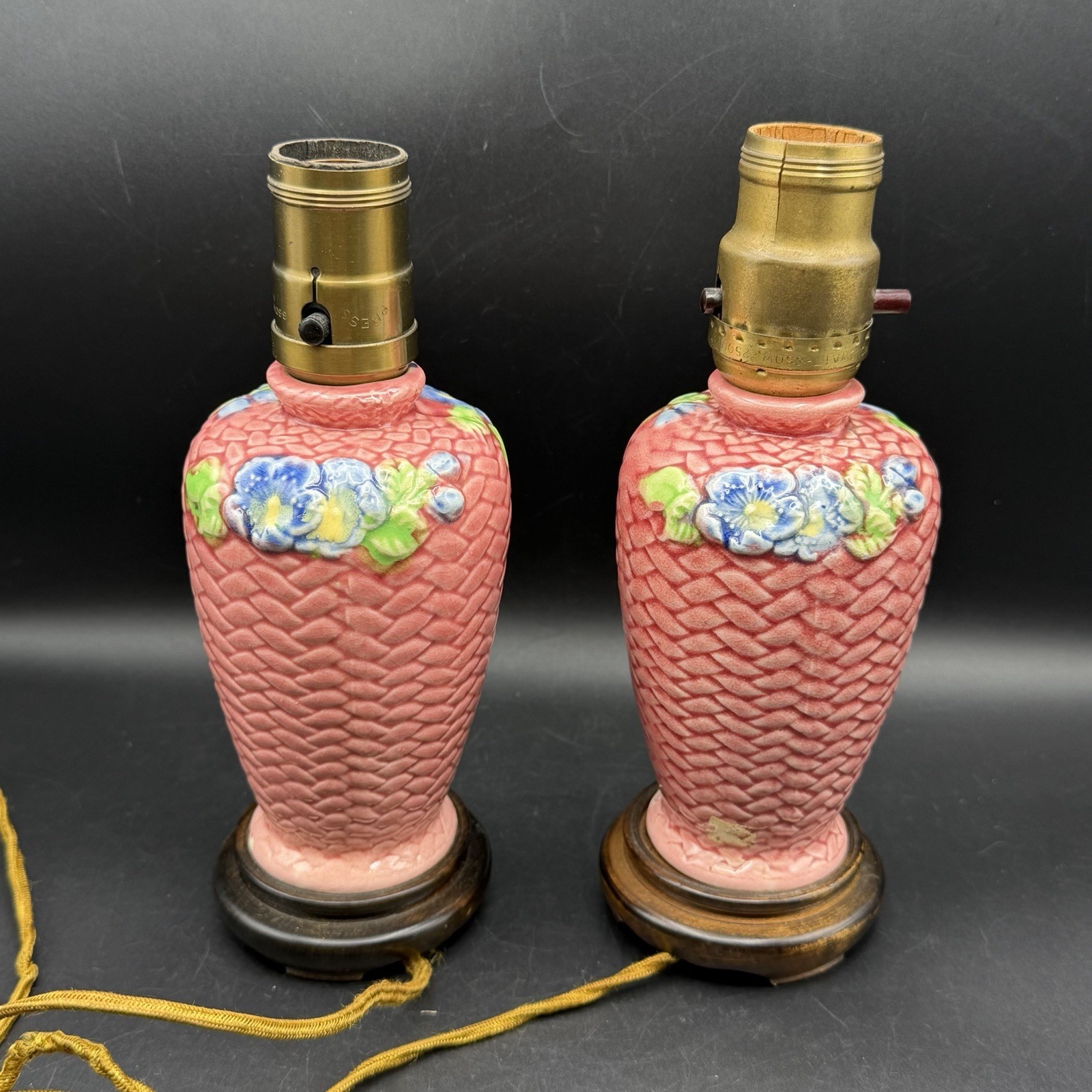 2 VTG Boudoir Dresser Table Lamps Pink Floral Wicker Basket Weave MCM Ceramic