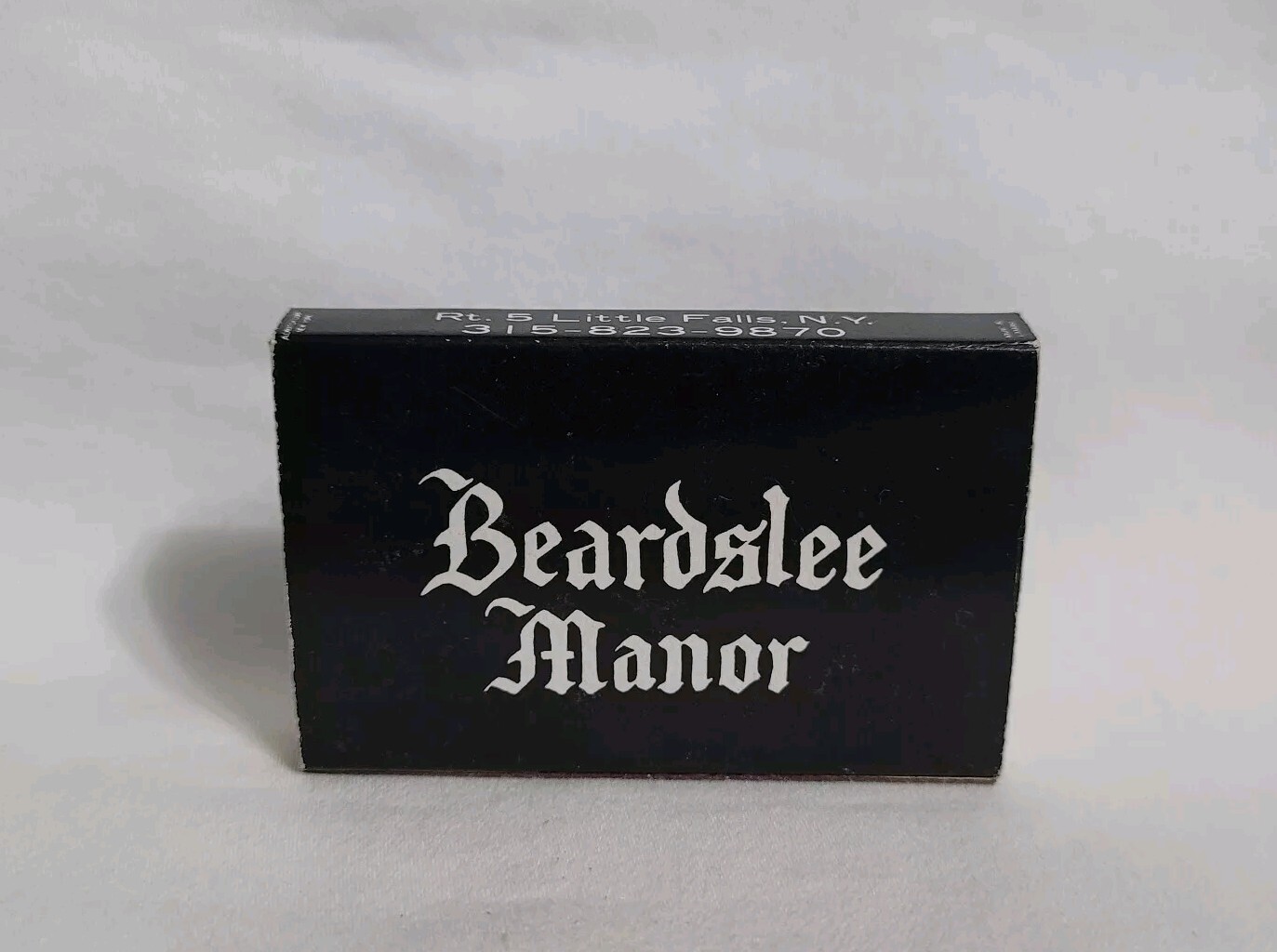 Vintage Beardslee Castle Manor Restaurant Matchbox Little Falls NY Advertising