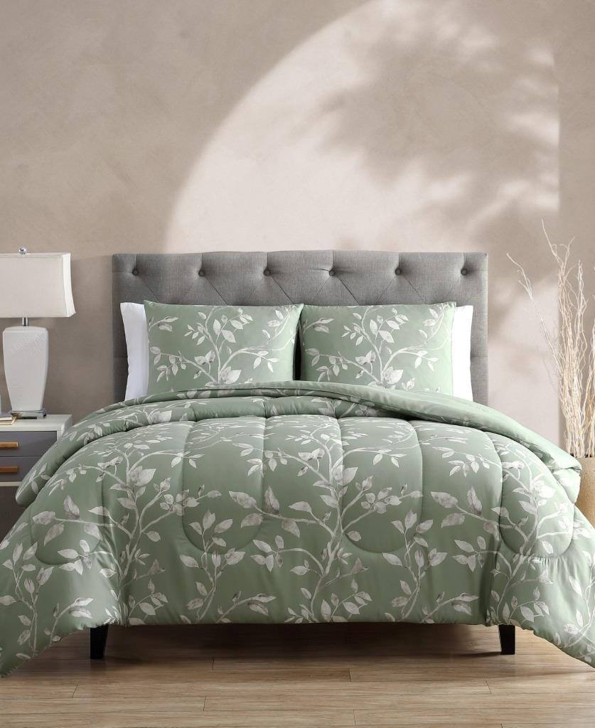 Hallmart Collectibles Green Wallis Reversible Full/Queen Comforter Only