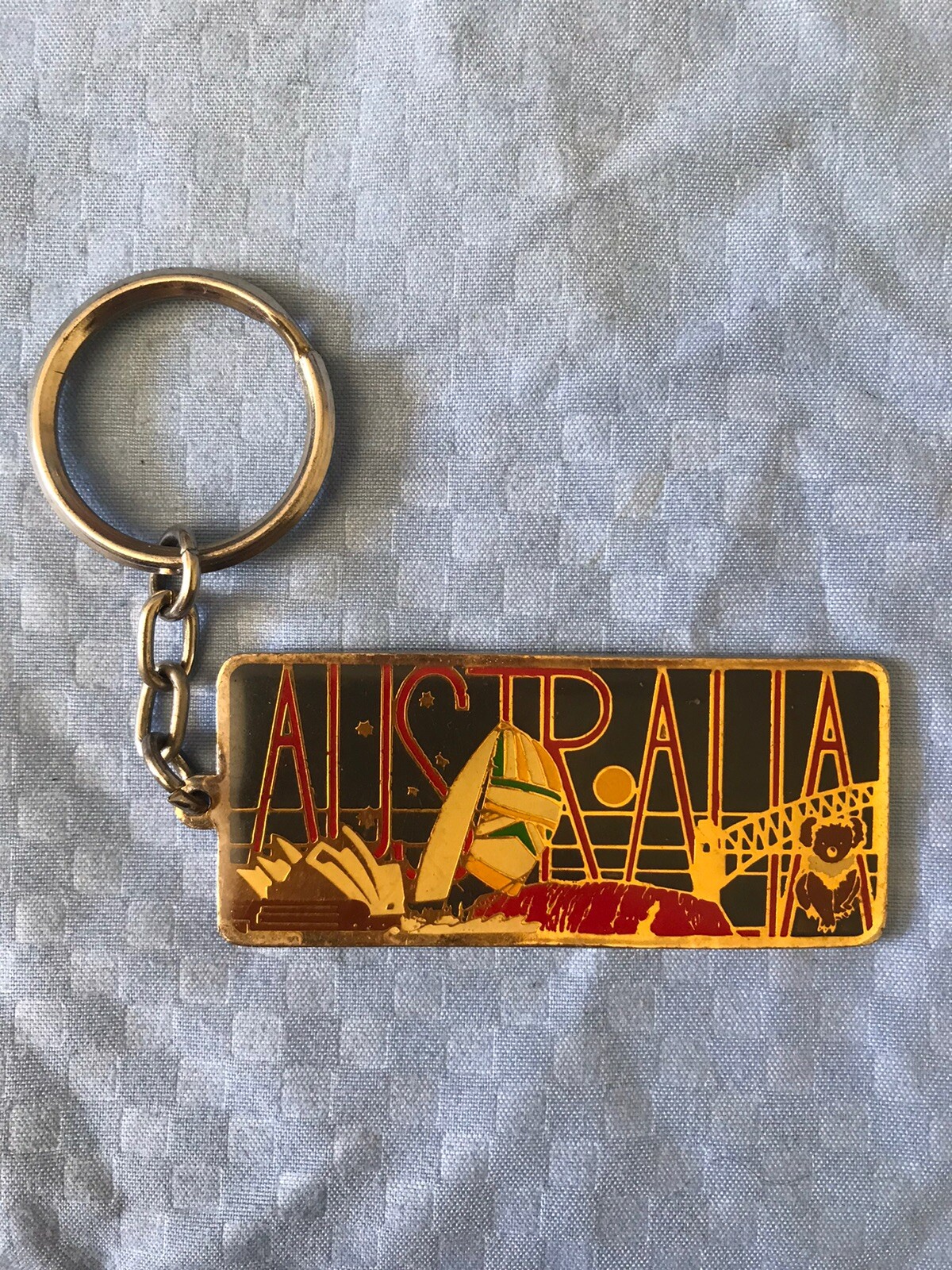 VINTAGE AUSTRALIA ACHIEVED FEDERATION KEYCHAIN