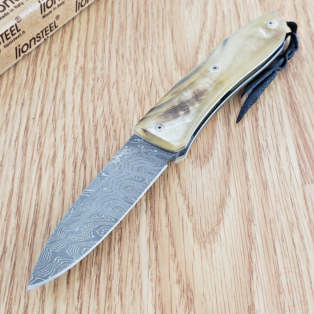 LionSTEEL Lockback Folding Knife 2.88\