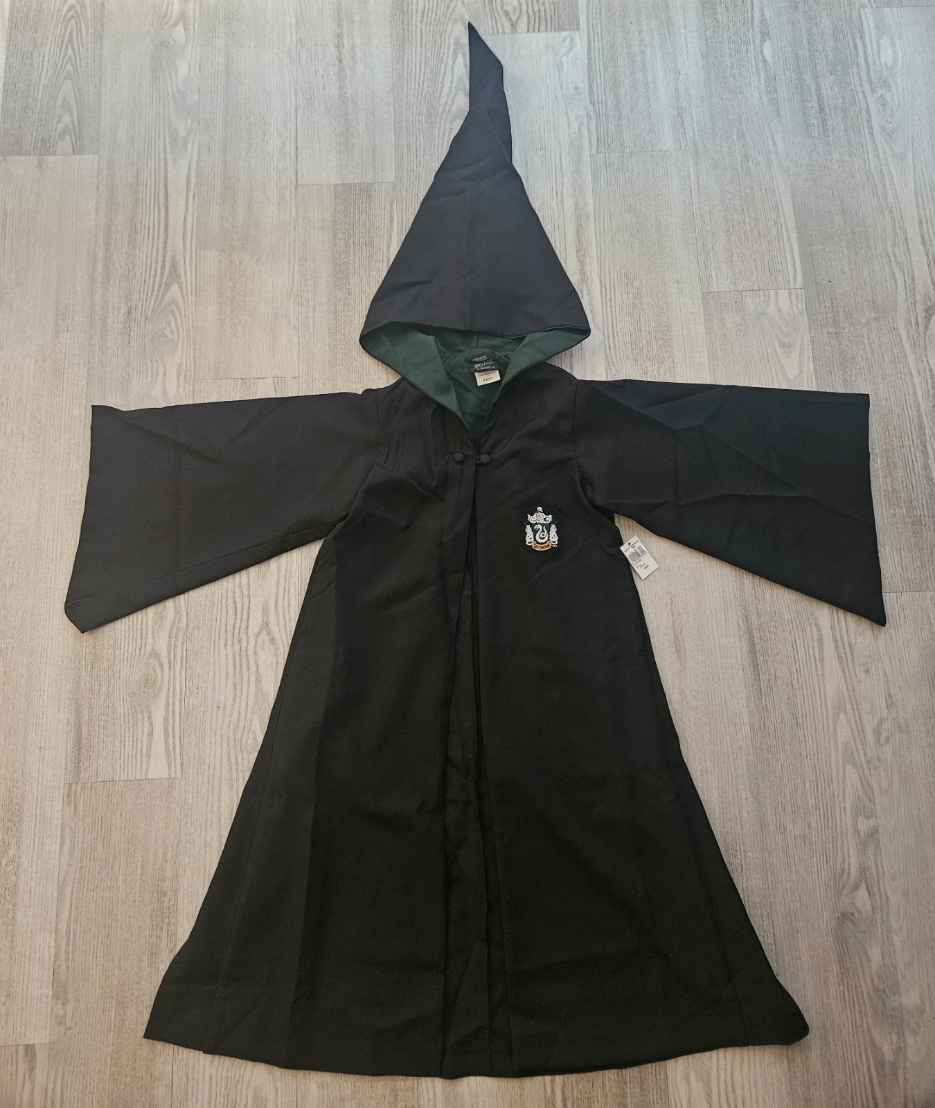 NWT Authentic Universal Studios Harry Potter Slytherin Kids Robe Size 7/8 XXXS