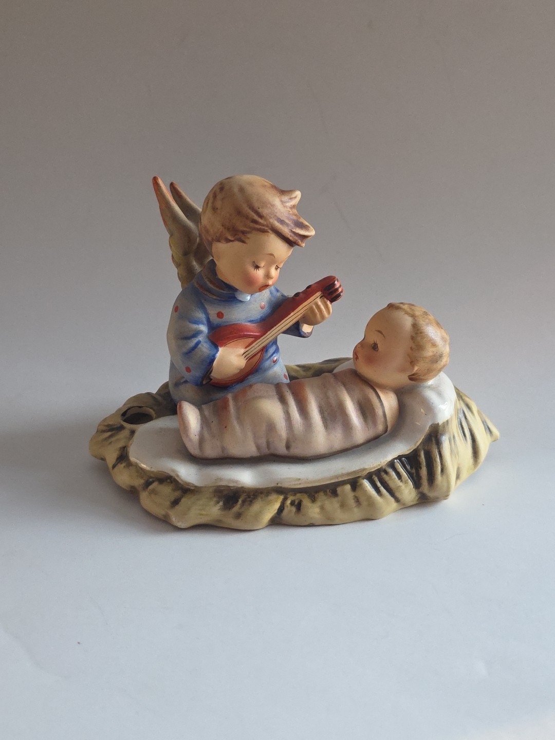 Vintage Hummel Figurine. Lullaby candle holder #24/1. MK#2. Excellent condition