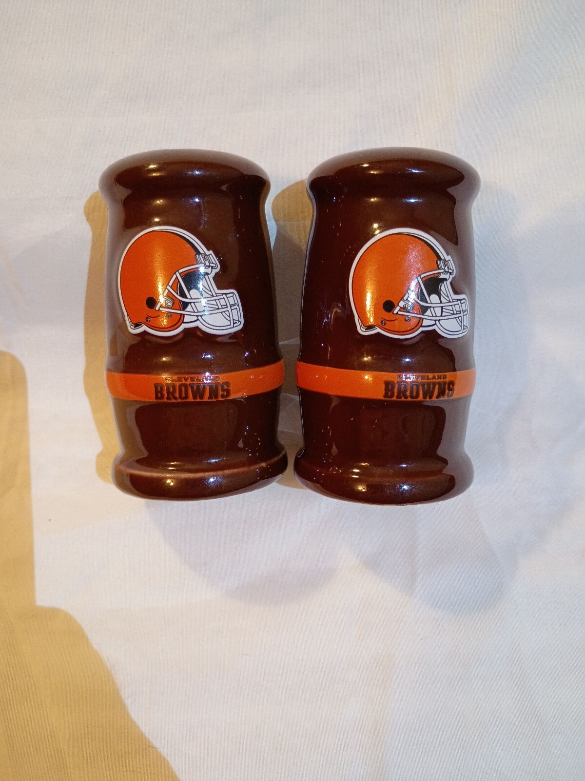 Cleveland Browns NFL Ceramic Salt and Pepper Shakers Set
