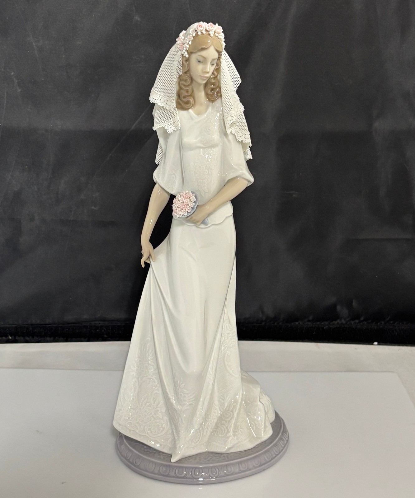 Lladro - Rare Bridal Portrait #5742, Please read Lladro - Rare Bridal Portrait #5742, Please read