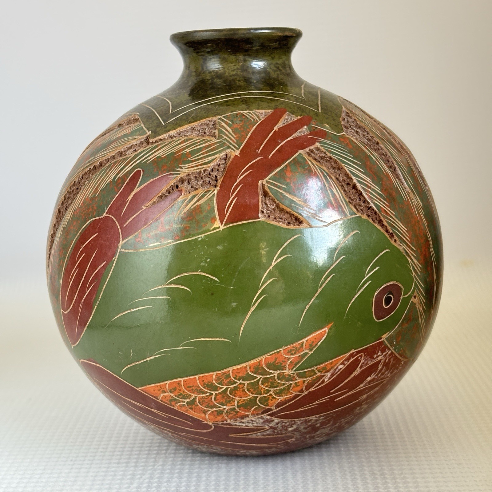 Nicaraguan Art Pottery Vase Frog Sgraffito San Juan de Oriente Handmade 5”