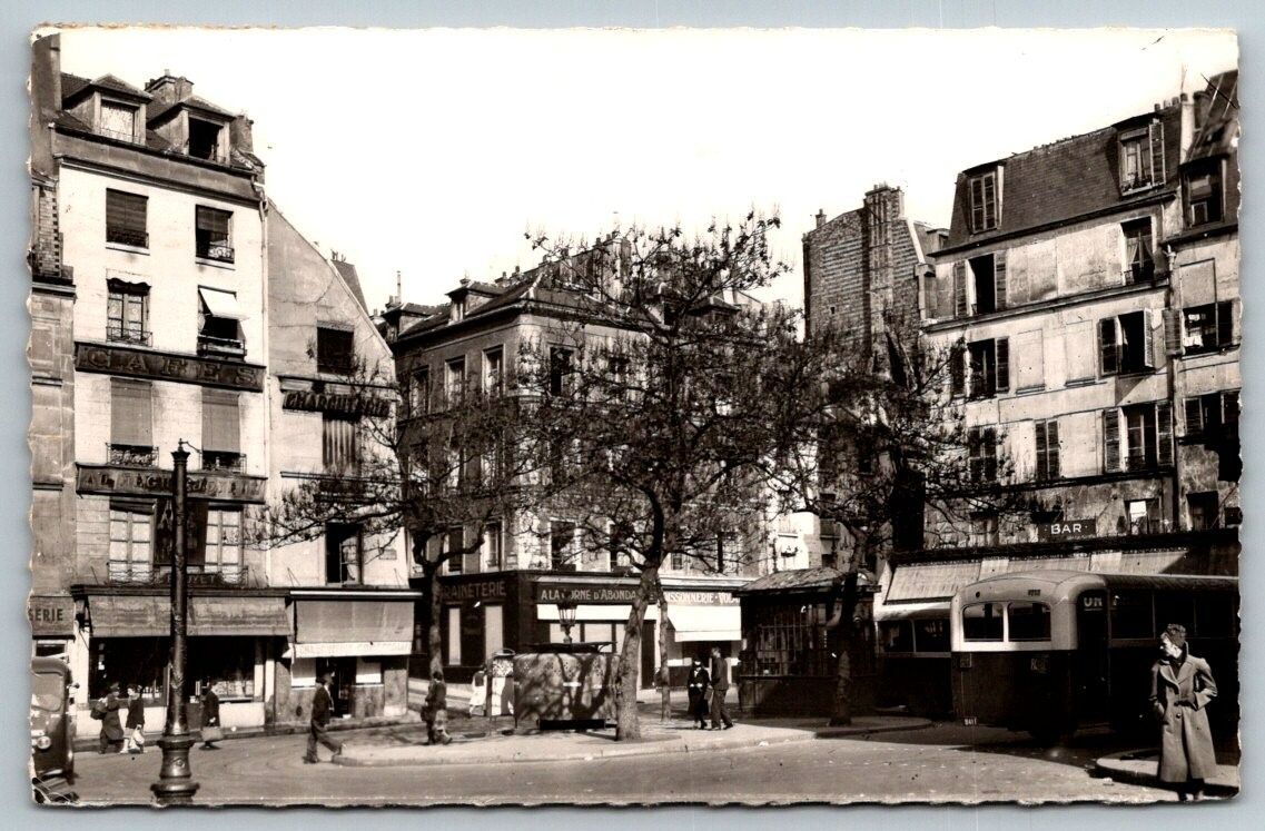RPPC  1958  Paris  France   Postcard