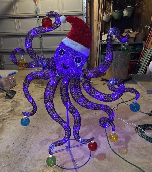 4 FT LED OCTOPUS IN SANTA HAT TINSEL LIGHTED OUTDOOR YARD DECOR 4 FT LED OCTOPUS IN SANTA HAT TINSEL LIGHTED OUTDOOR YARD DECOR
