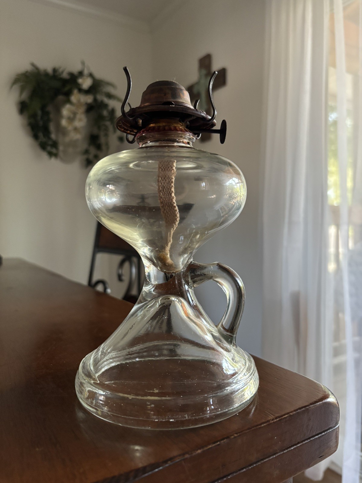 Ca. 1911 Antique EAPG Hour Glass kerosene Oil Finger Lamp 🔥 With No. 1 Burner