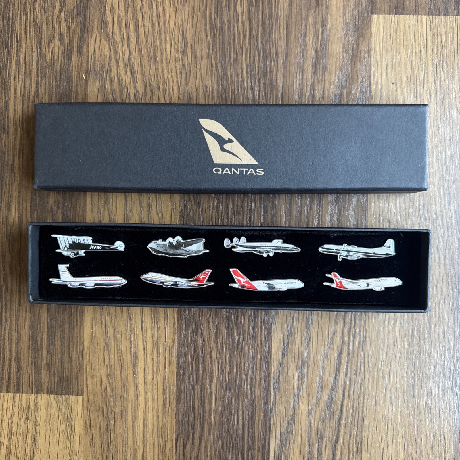 Qantas Logo Evolution 8 Pin set History Of Planes Collection In Presentation Box