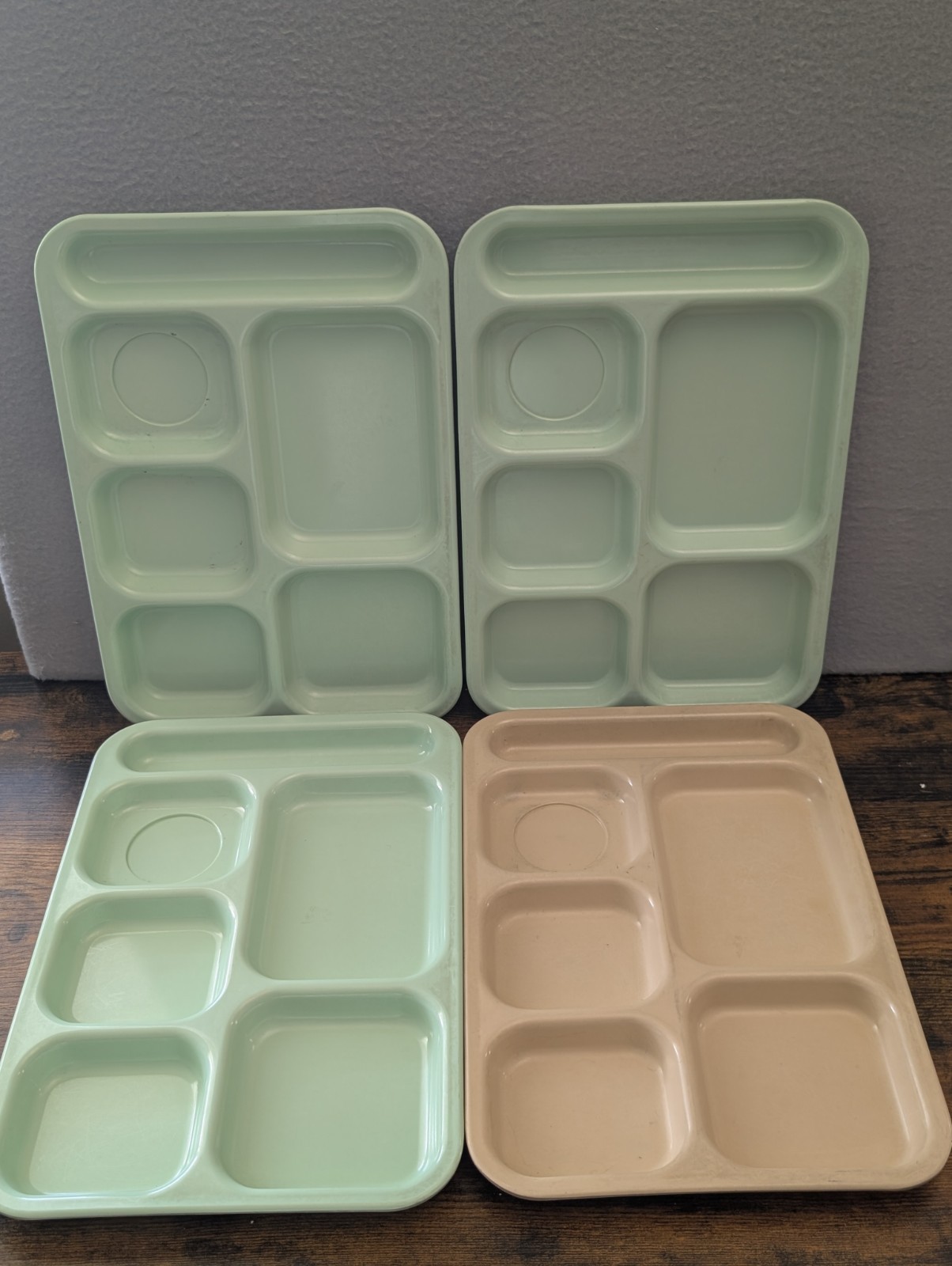 Dallas Ware Lot Of 4 P-71 Mint Green Cafeteria Trays