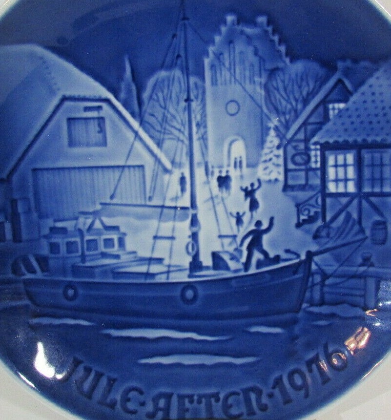Bing & Grondahl Jule After 1976 Christmas Welcome Denmark B&G Blue Plate 7\