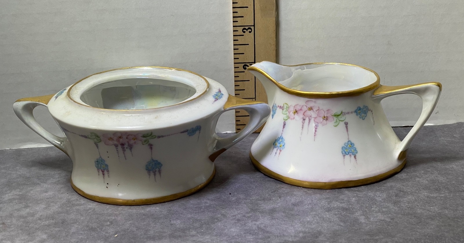 Hutchinreuther Cacilie 1922 T Westin Hand Painted Porcelain CREAMER & SUGAR BOWL Hutchinreuther Cacilie 1922 T Westin Hand Painted Porcelain CREAMER & SUGAR BOWL