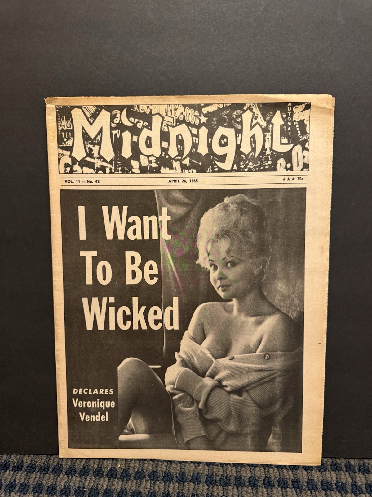 1965 April 26th MIDNIGHT Newspaper, Veronique Vendel (VRN10D)