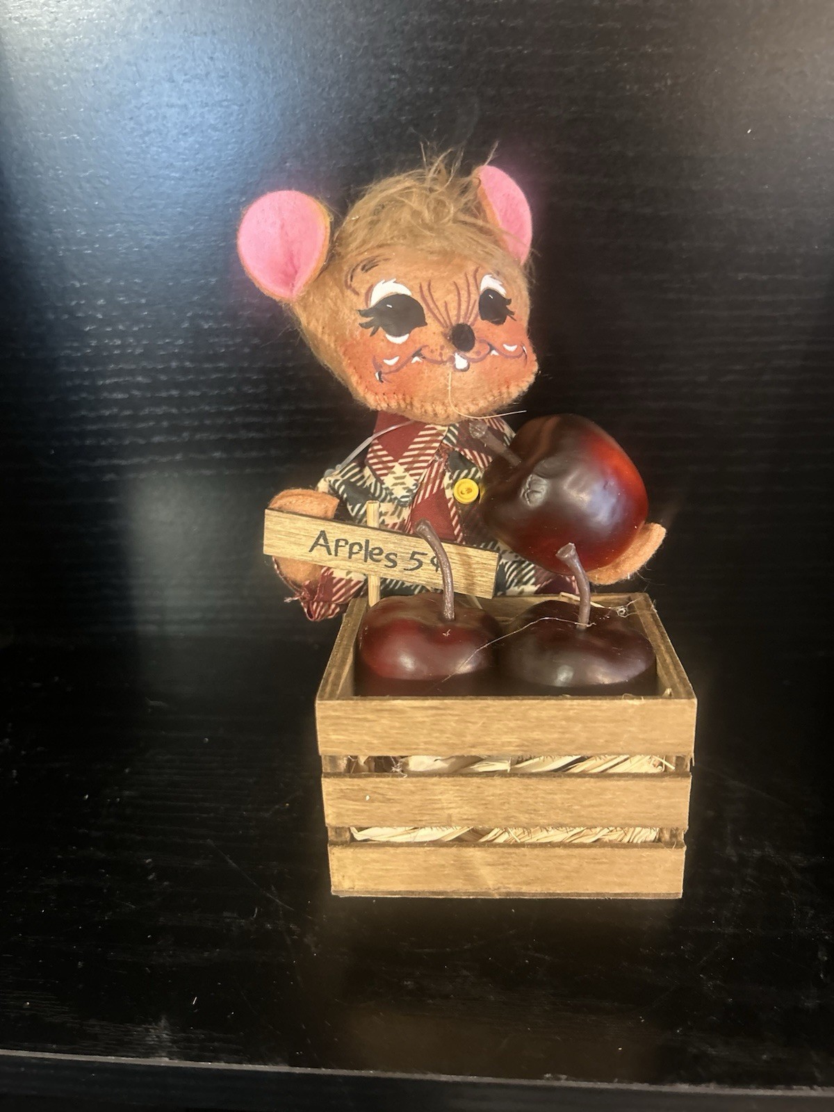 Annalee Hand Painted Plush Mouse Figurine w/ Apple Crate, Fall Seasonal Decor