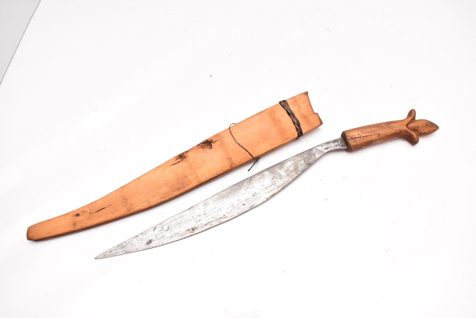 Vintage WWII Filipino Philippines Palang Bolo Knife/Sword Wood Sheath 16