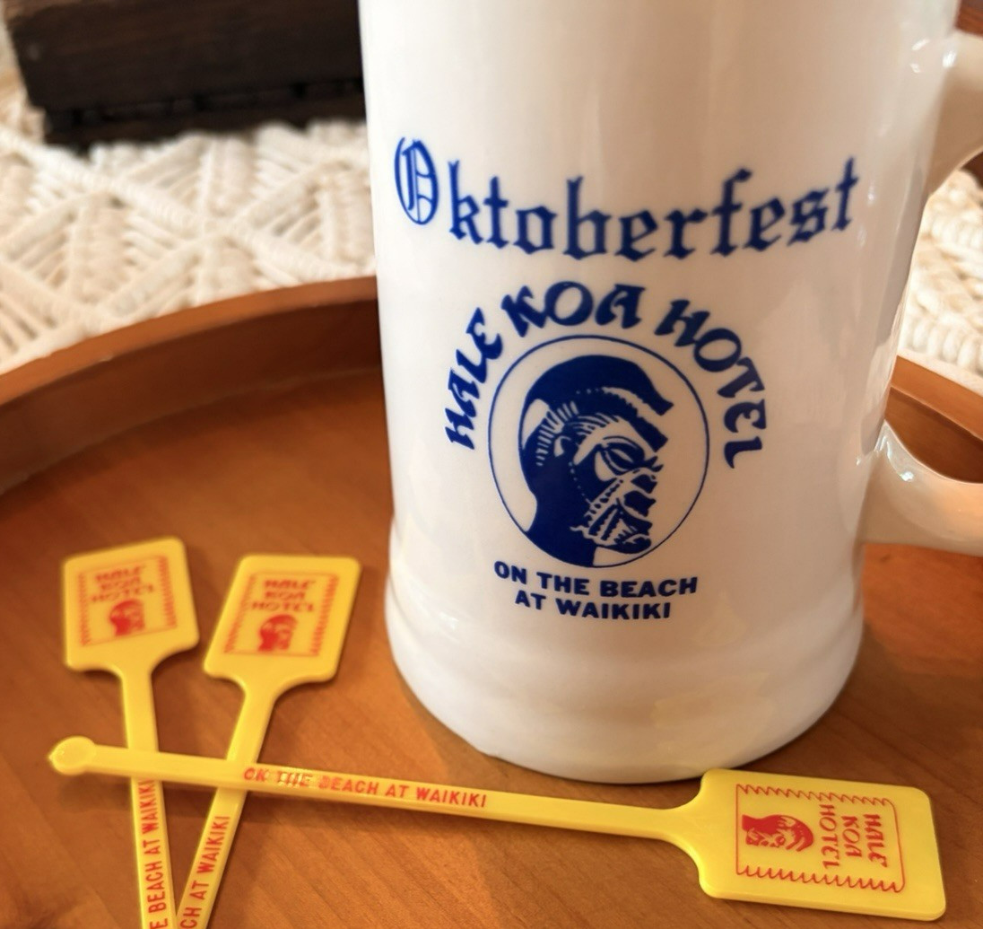 Vintage Hale Koa Hotel Waikiki Hawaii Ceramic Stein Mug 3 Swizzle Sticks & Pick 