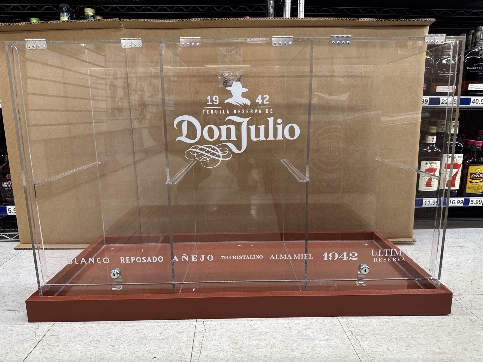 Large RARE Don Julio Display Case Liquor Lock Box Curio bar tequila Acrylic Large RARE Don Julio Display Case Liquor Lock Box Curio bar tequila Acrylic
