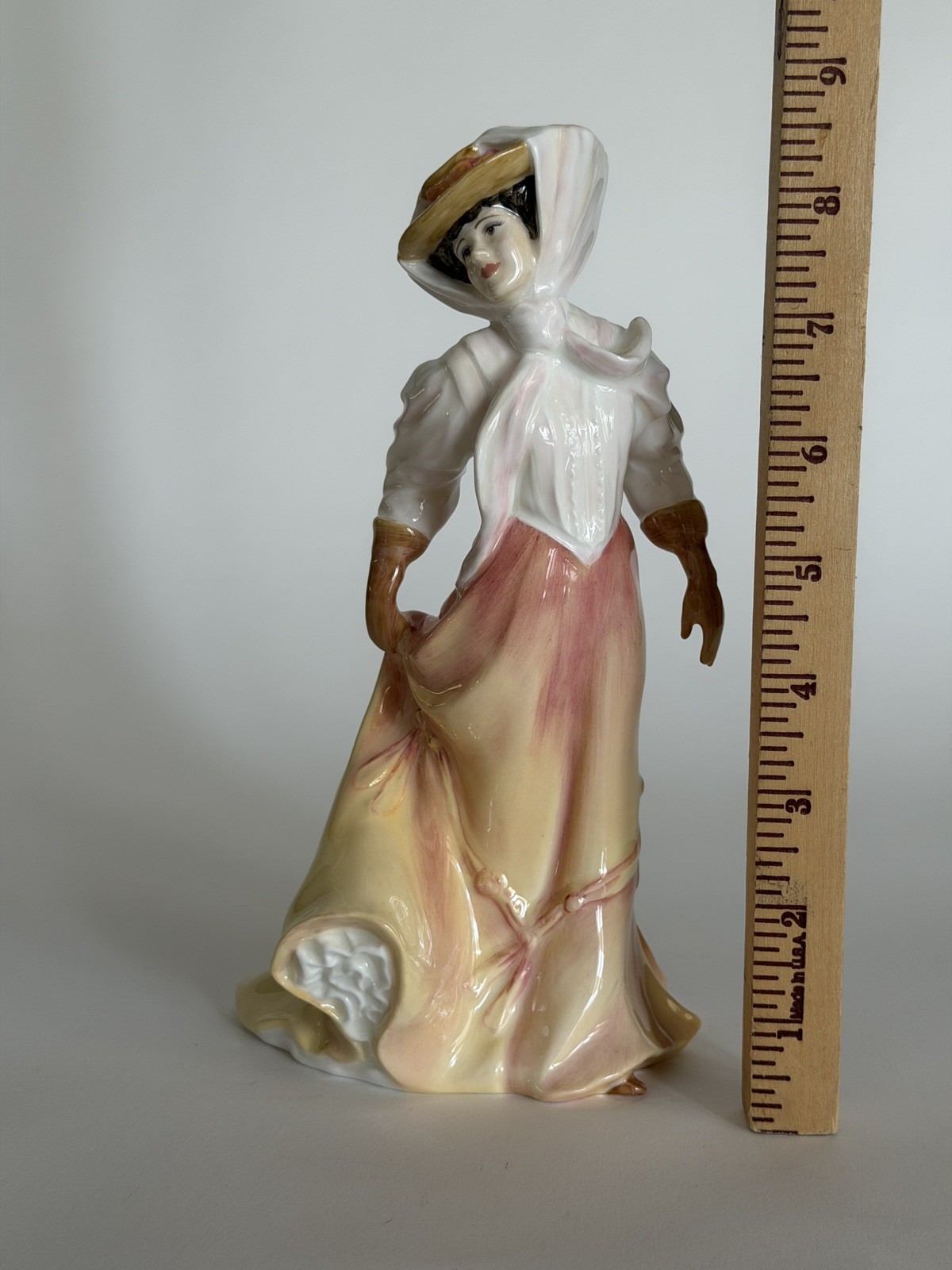 Royal Doulton Figurine \