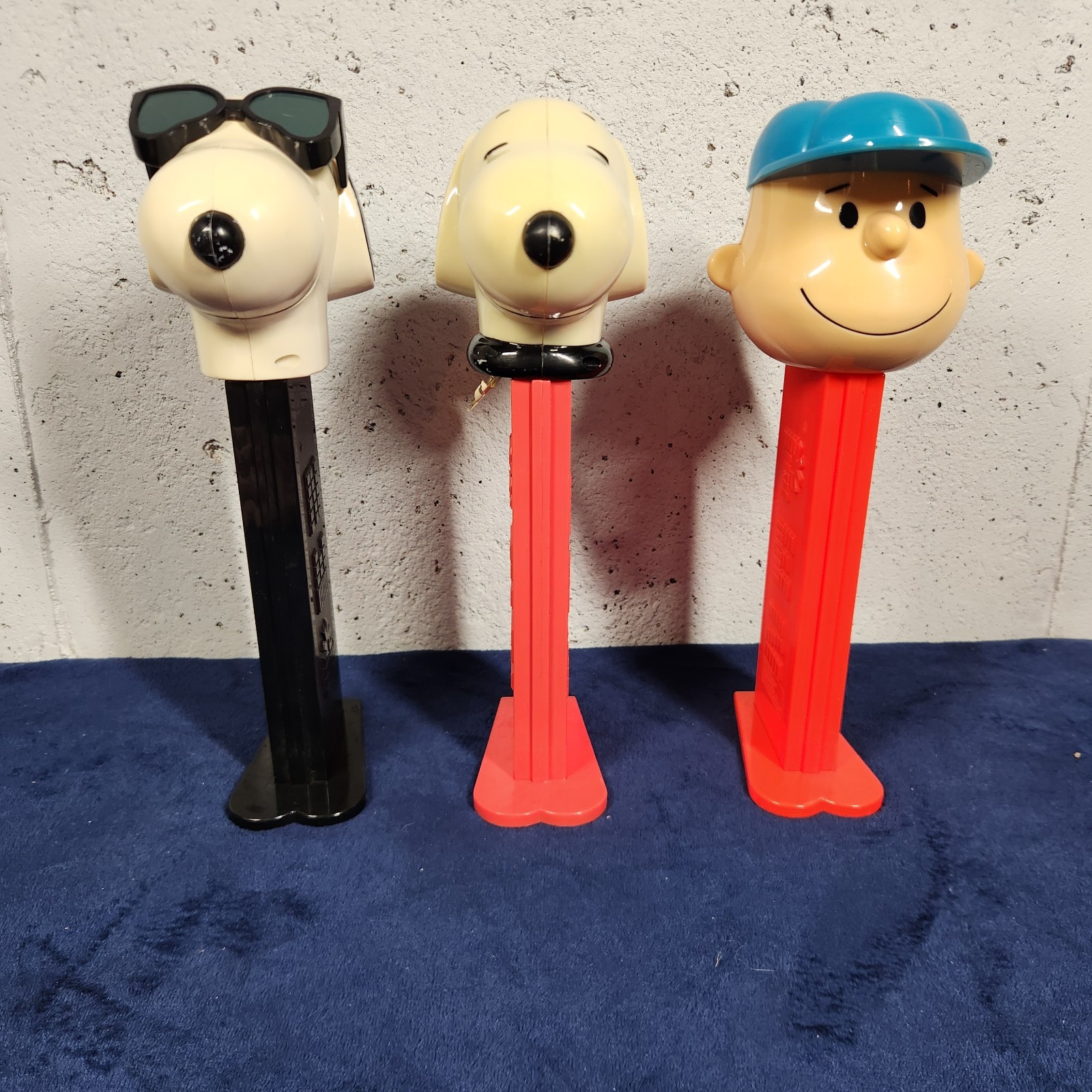 Rare Vintage Giant Lot of PEANUTS PEZ Dispenser Snoopy & Charlie Brown Working