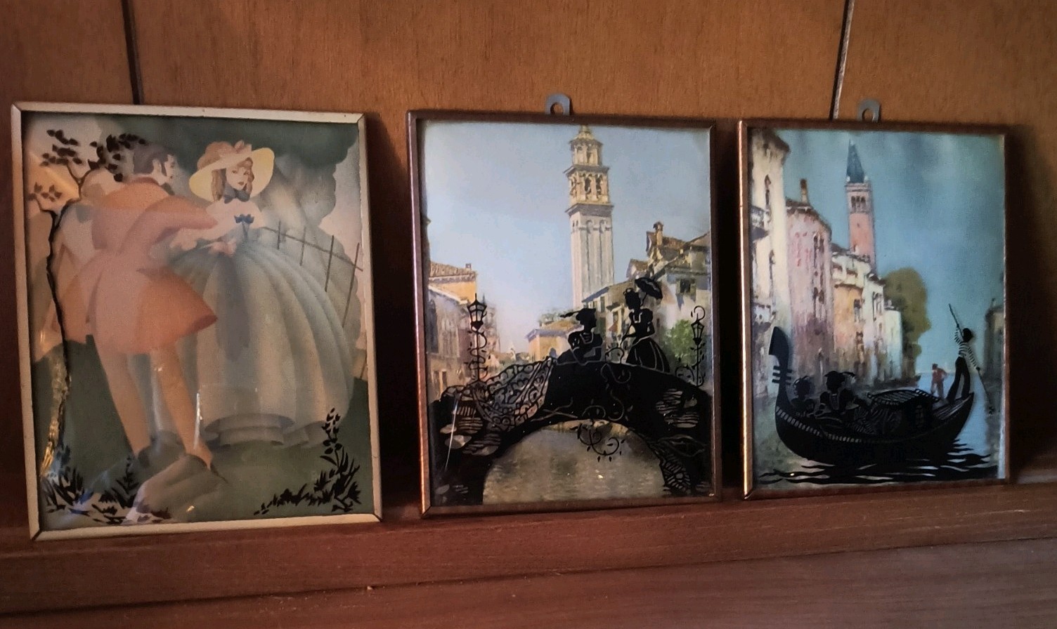 3 Vintage convex glass reverse painting, silhouette pictures very pretty 3 Vintage convex glass reverse painting, silhouette pictures very pretty