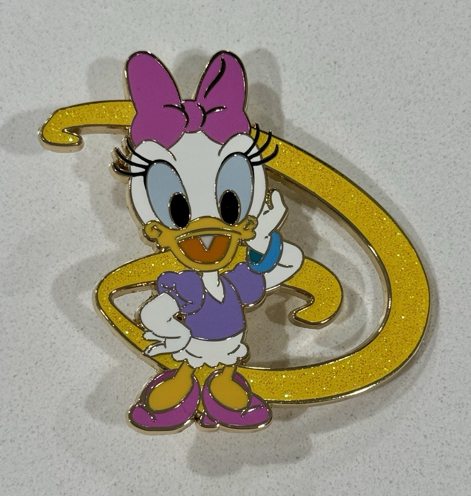 Disney D23 2026 Mystery D’s Pin LE 400 DEC TWDC Store Daisy Duck