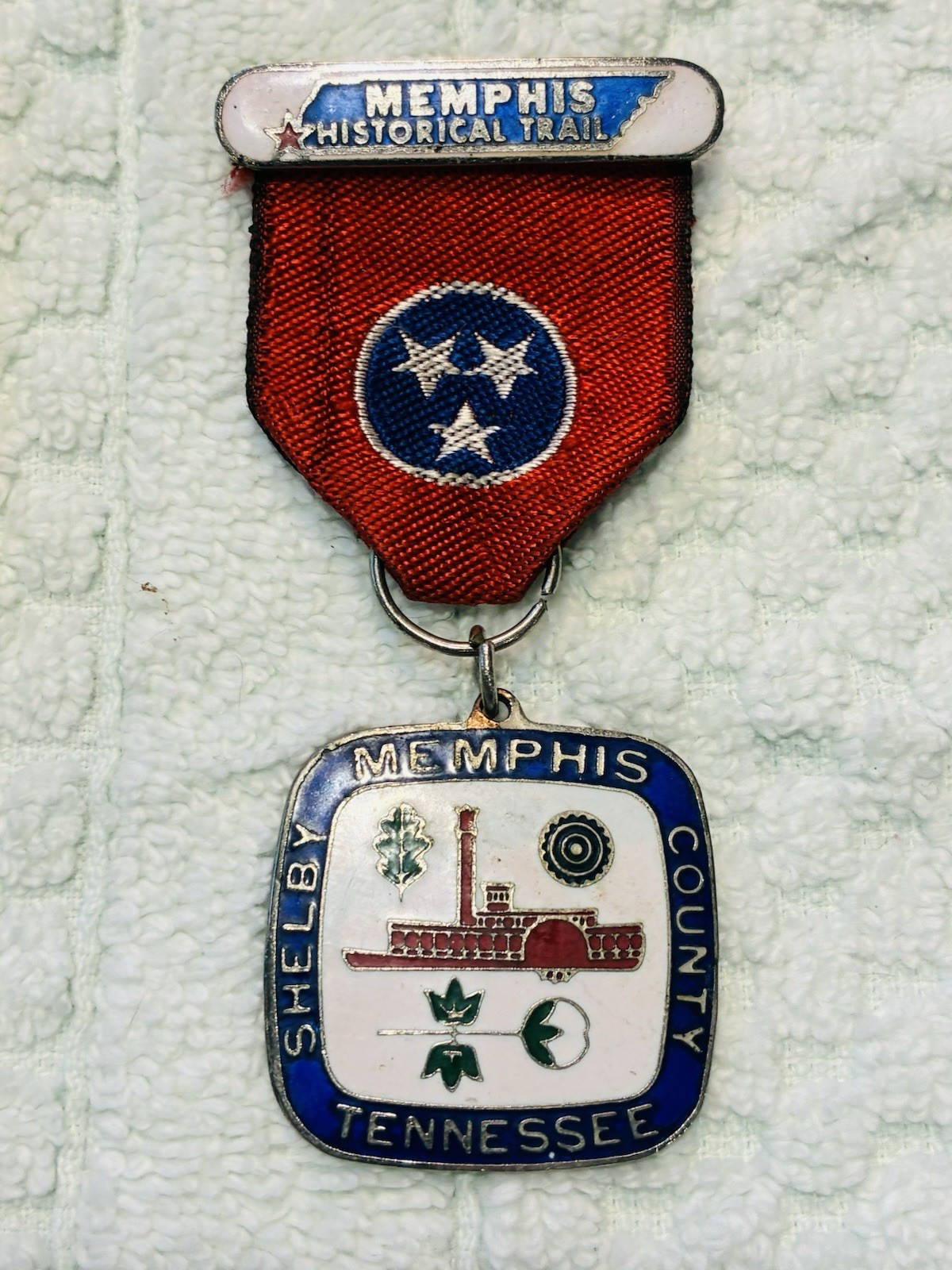 Vintage Memphis Shelby County Historical Trail Medal Pin