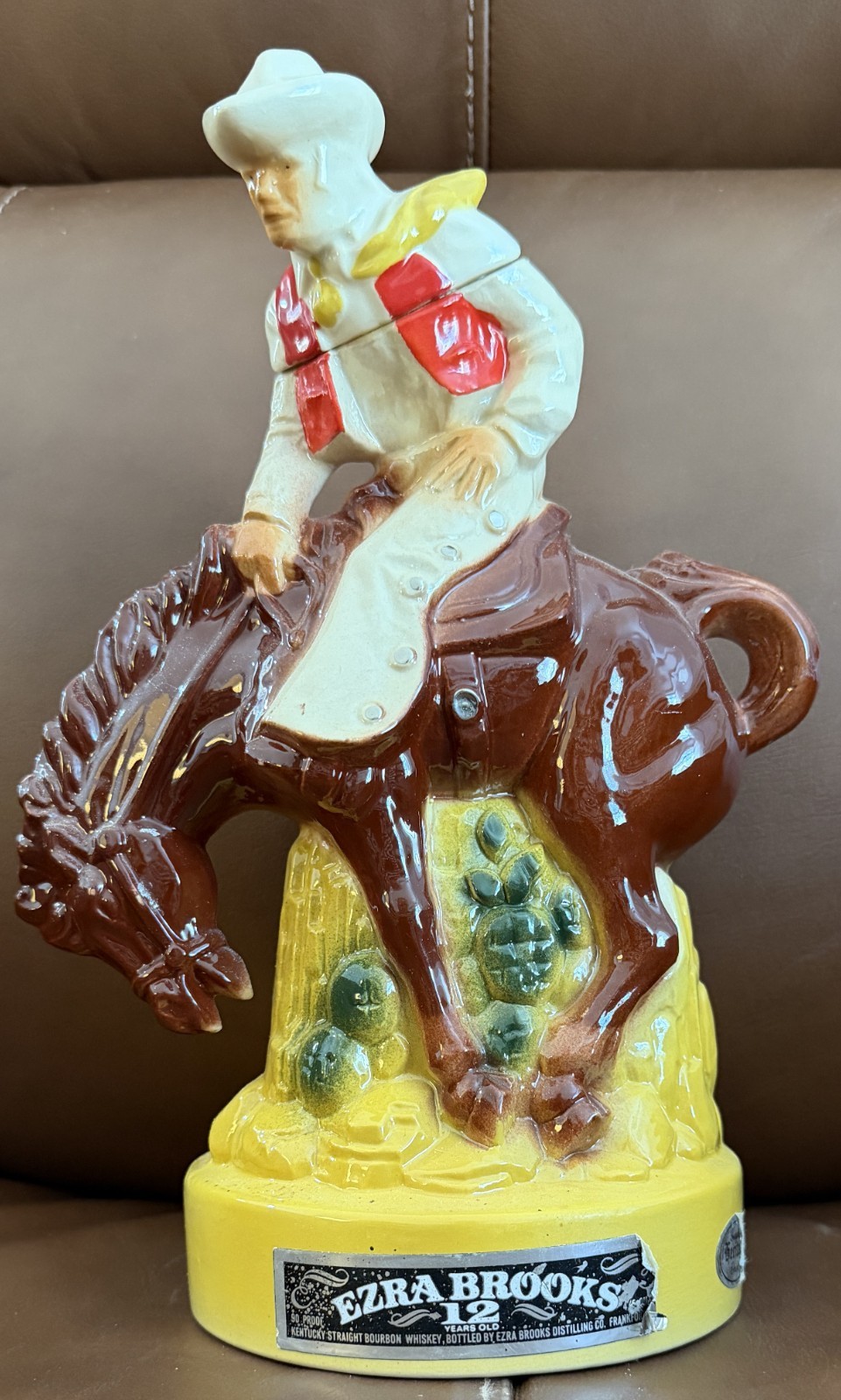VINTAGE 1973 EZRA BROOKS COWBOY ON BUCKING BRONCO DECANTER VINTAGE 1973 EZRA BROOKS COWBOY ON BUCKING BRONCO DECANTER