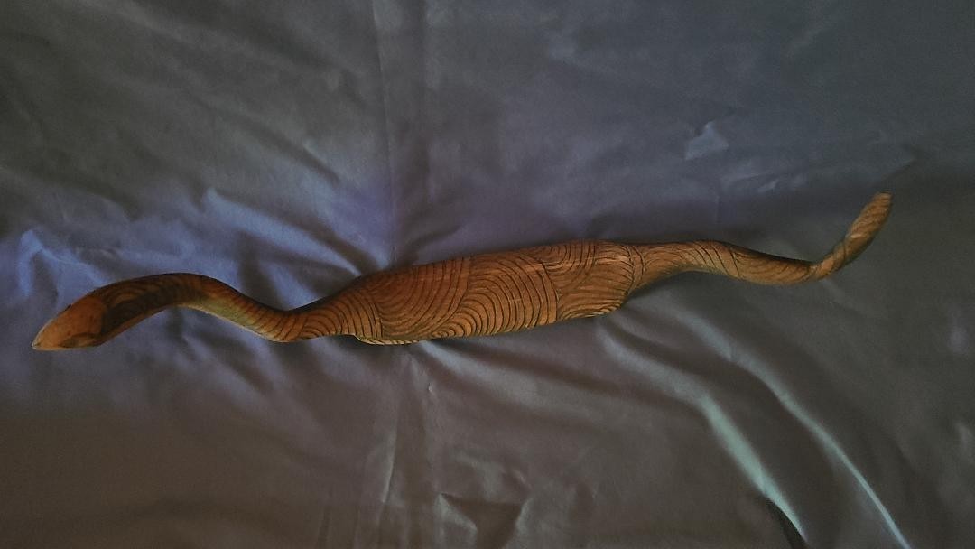 Aboriginal Vintage Folk Art - 26 inch Lizard - Authenticated Investment-grade Aboriginal Vintage Folk Art - 26 inch Lizard - Authenticated Investment-grade