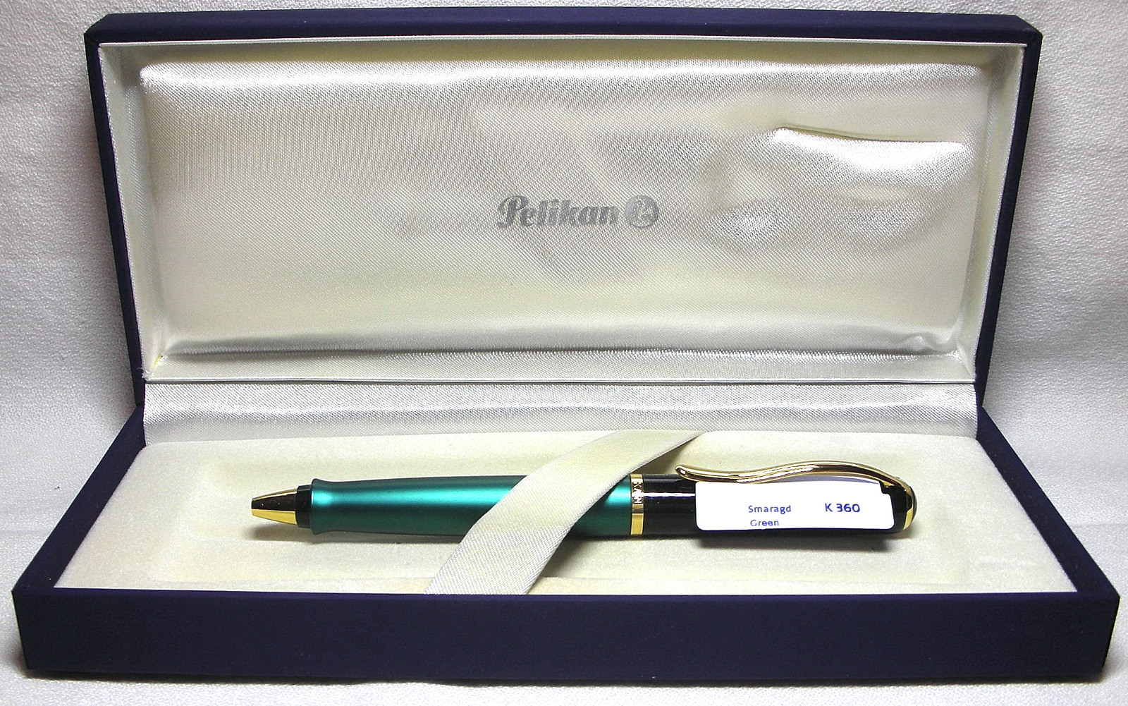 Pelikan Epoch K360 Emerald Green Ball Pen Brand New in Box Product From Pelikan Pelikan Epoch K360 Emerald Green Ball Pen Brand New in Box Product From Pelikan