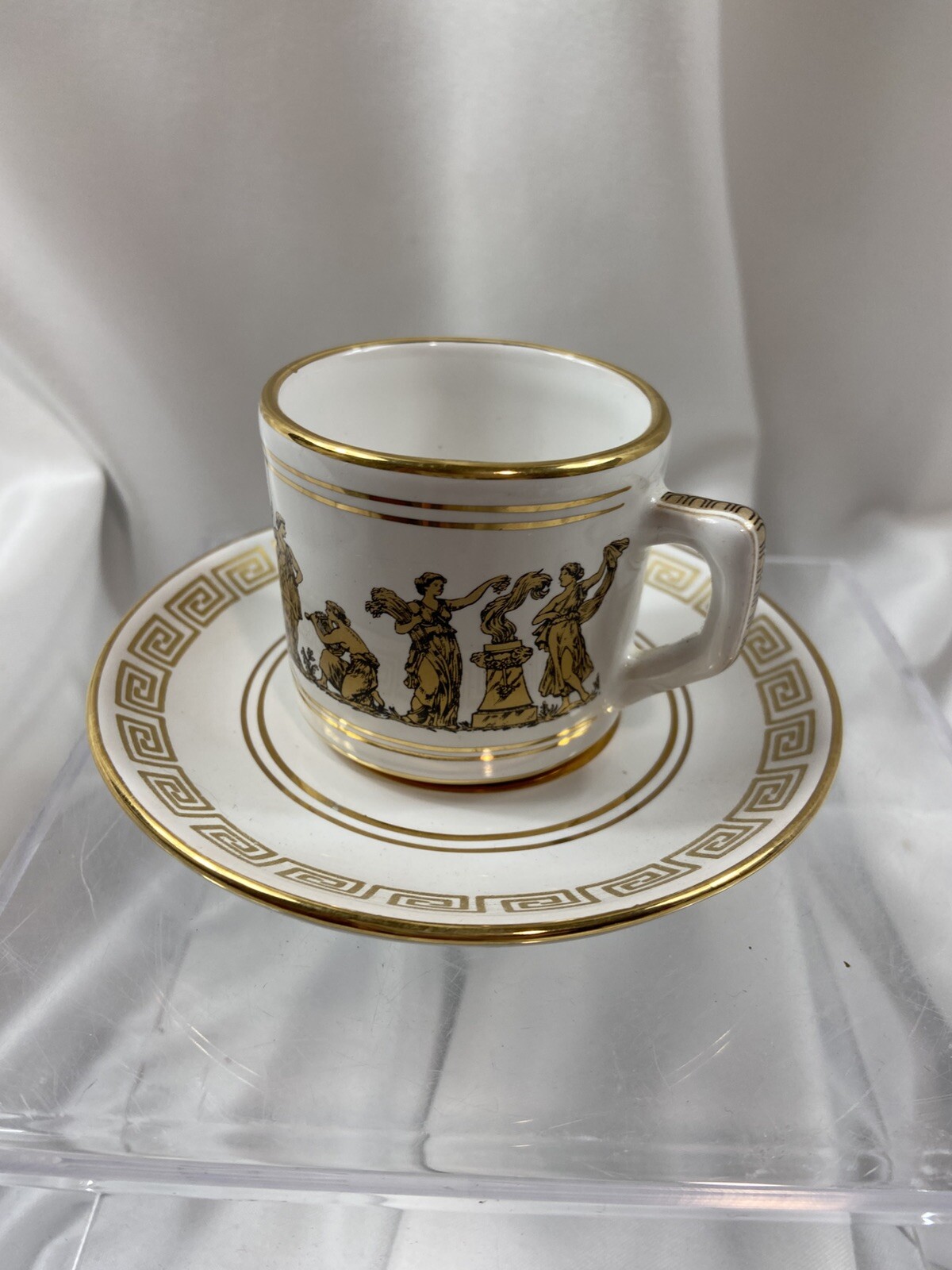 VINTAGE NEOFITOU KERAMIK DEMITASSE CUP AND SAUCER HANDMADE IN GREECEE 24 Karat