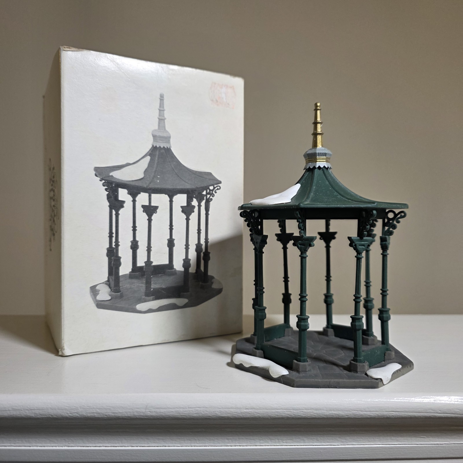 Vintage Department 56 The Heritage Village Collection 6\